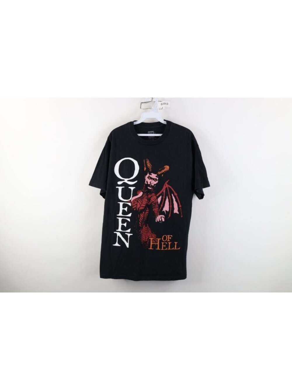 Vintage Streetwear Mens Large Faded Spell Out Queen of Hell Fantasy T-Shirt